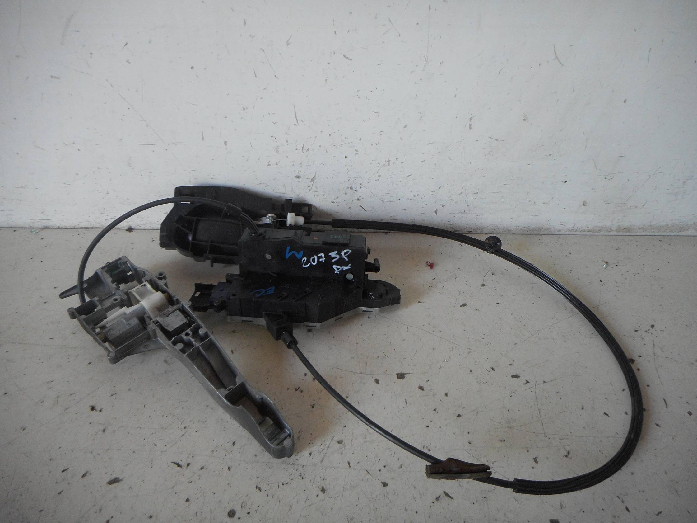 Serratura porta ant. dx.